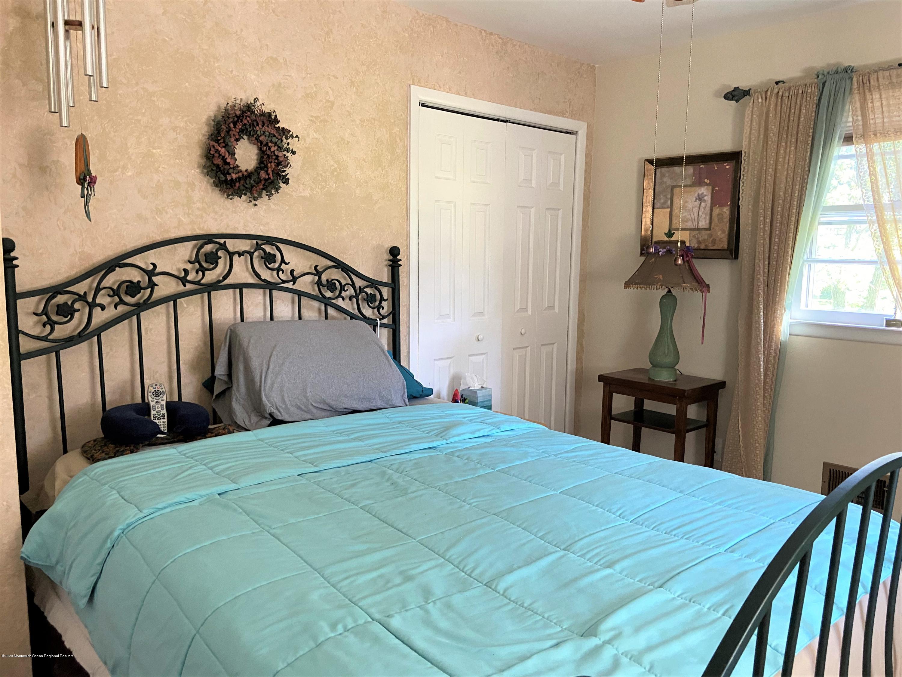 224 Kent Road Howell, NJ 07731 - Photo 36 of 68 7904k