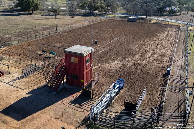 $5,199,999 | 13944 Farm To Market 32, Fischer, TX 78623