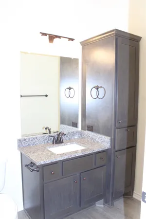 $1,900 | 3217 County Road 337, Bertram, TX 78605