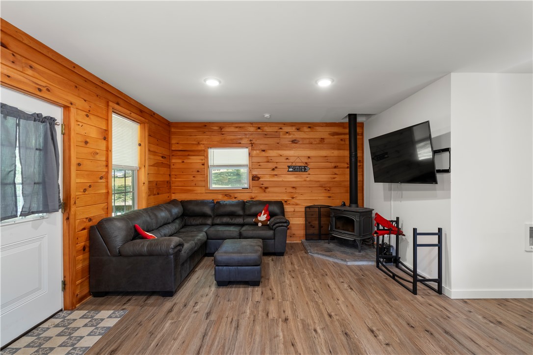 9539 Bronson Road Wayland, NY 14572 - Photo 8 of 33