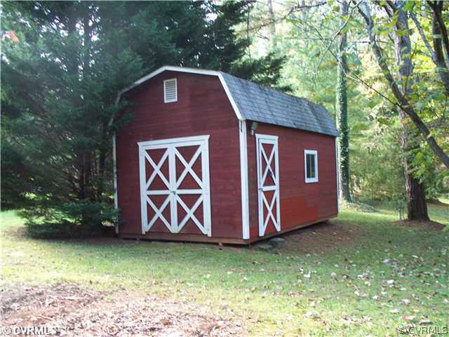 12221 Howards Mill Road Rockville, VA 23146 - Photo 7 of 8 Storage