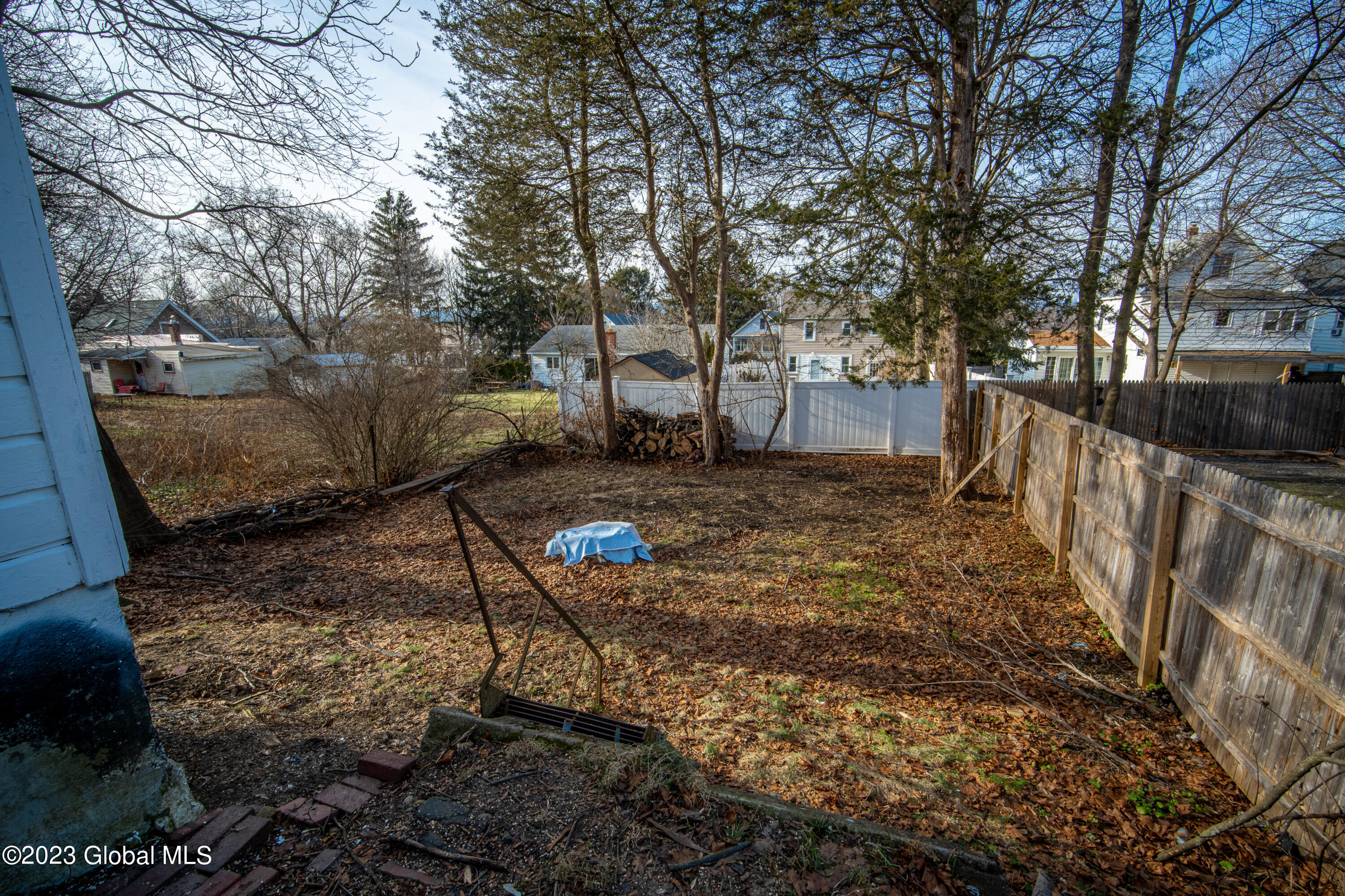2025 Lenox Road Schenectady, NY 12308 - Photo 18 of 22 2025_Lenox-05
