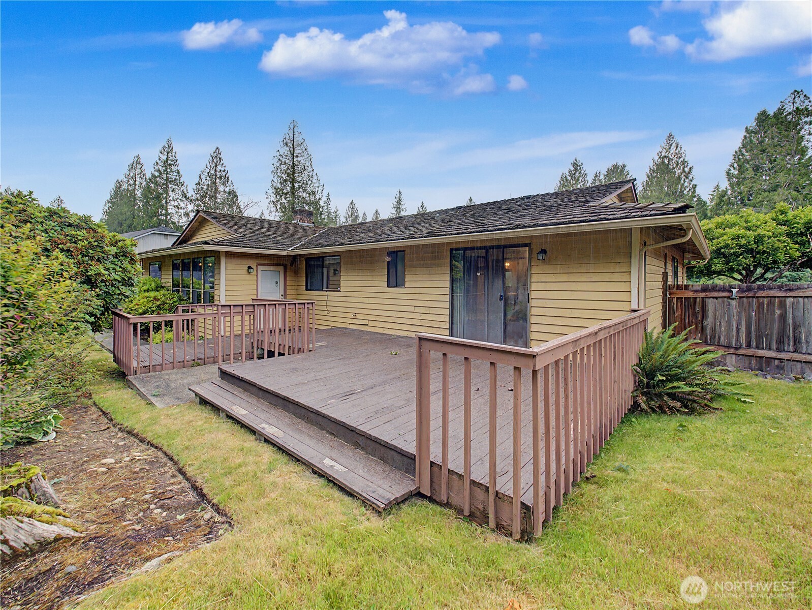21327 Southeast 252nd Place Maple Valley, WA 98038 - Photo 26 of 27
