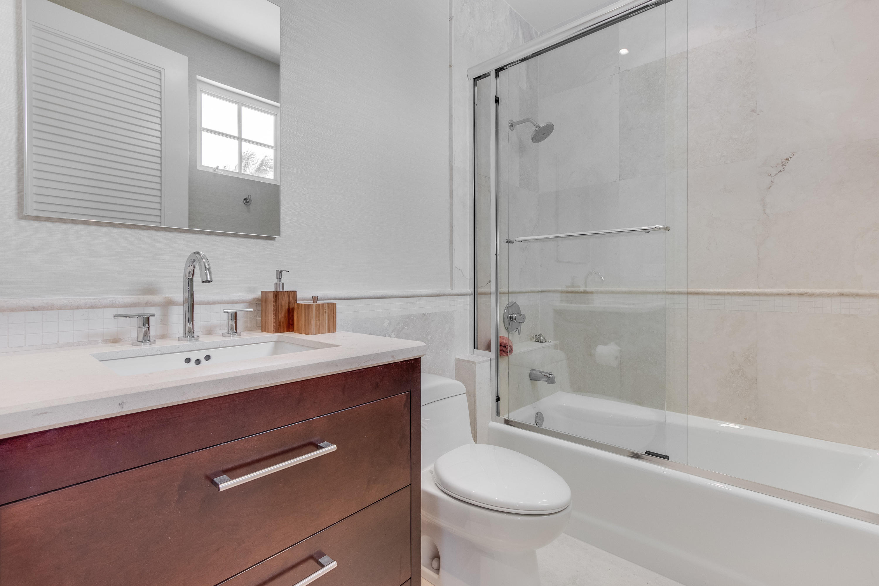 1121 Gulfstream Way Singer Island, FL 33404 - Photo 38 of 90 untitled-35