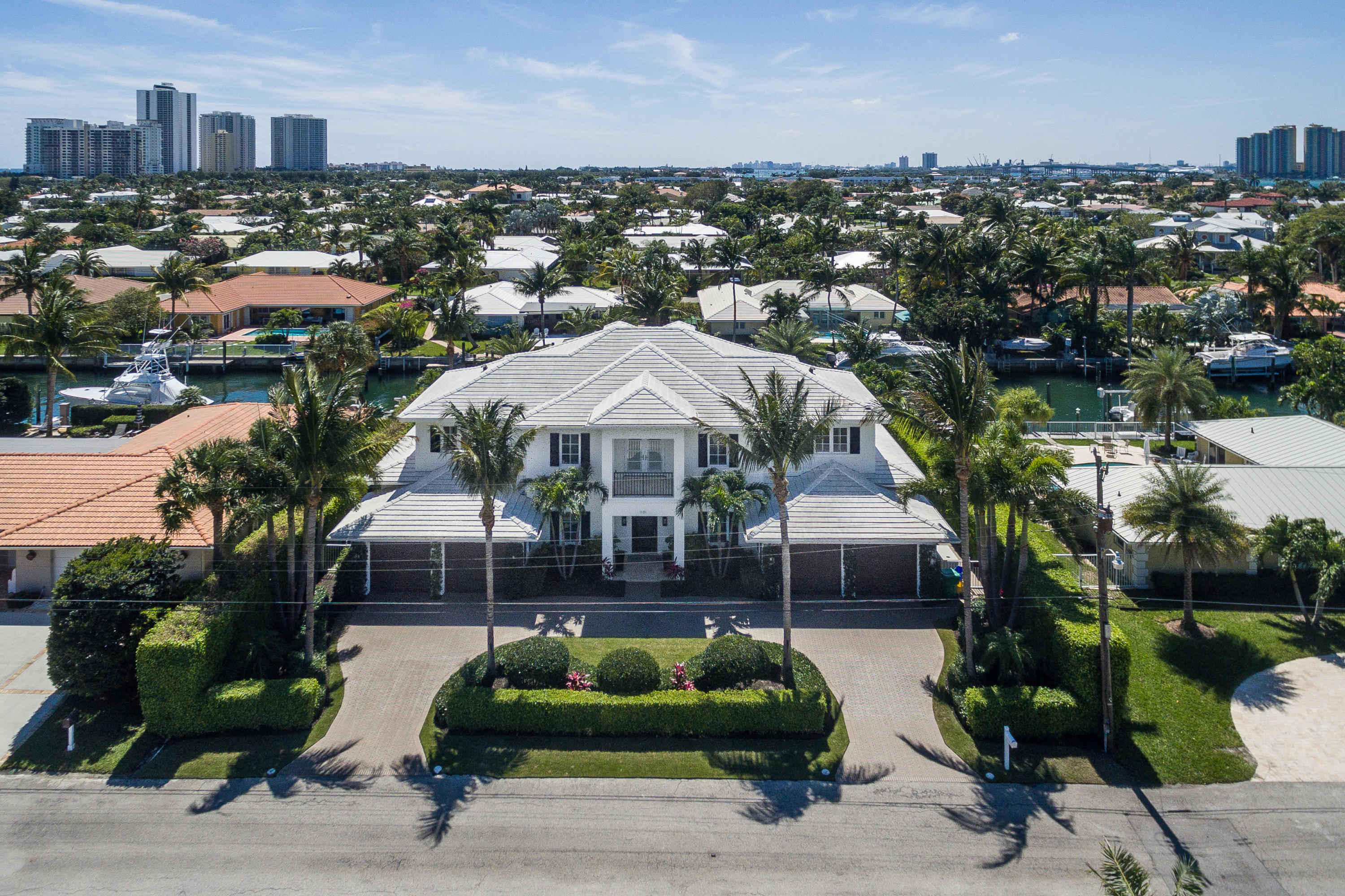 1121 Gulfstream Way Singer Island, FL 33404 - Photo 51 of 90 exteriors-20