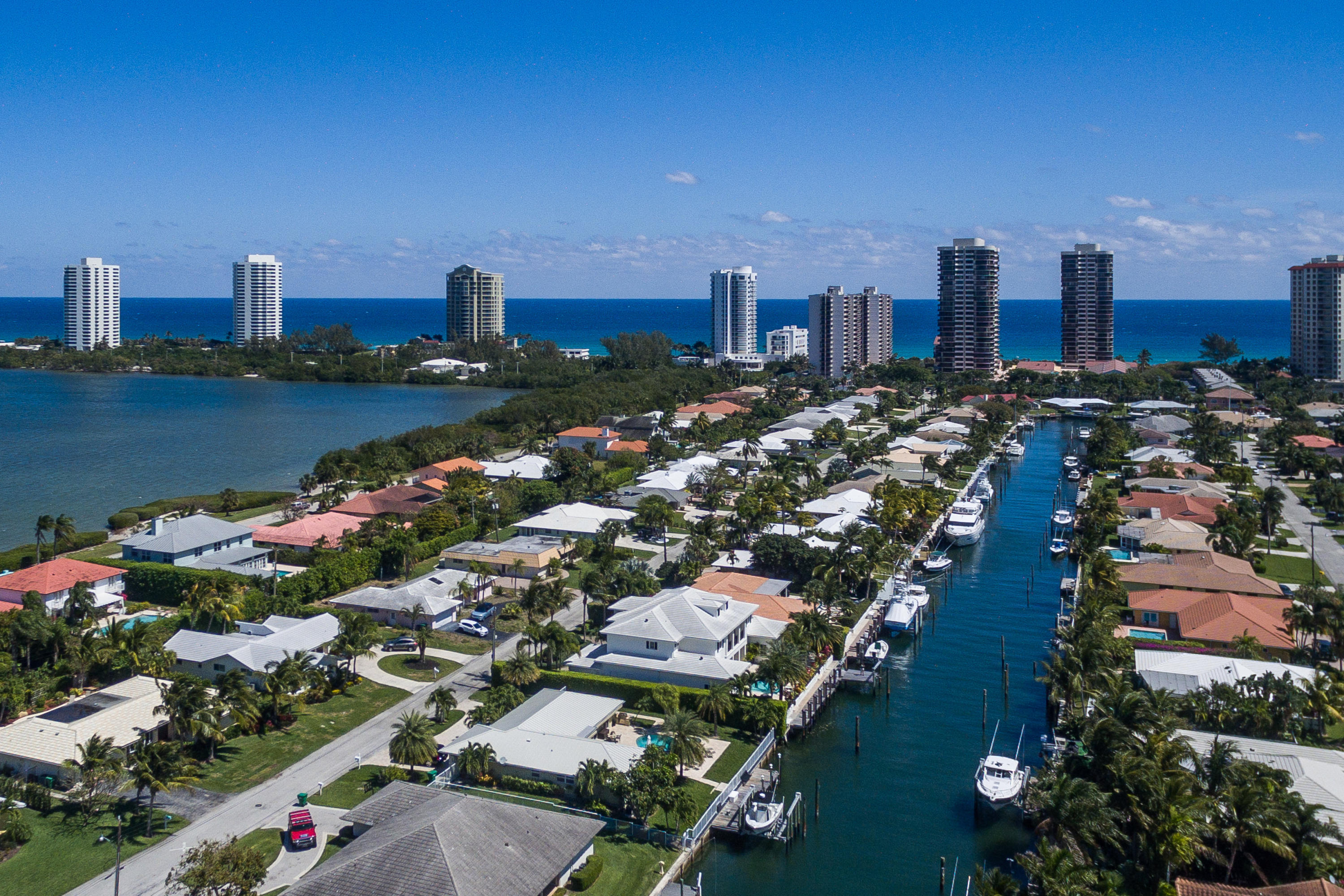 1121 Gulfstream Way Singer Island, FL 33404 - Photo 53 of 90 exteriors-24