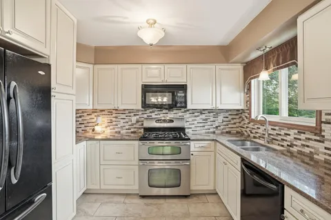 $435,000 | 12042 West 103rd Court, St. John, IN 46373