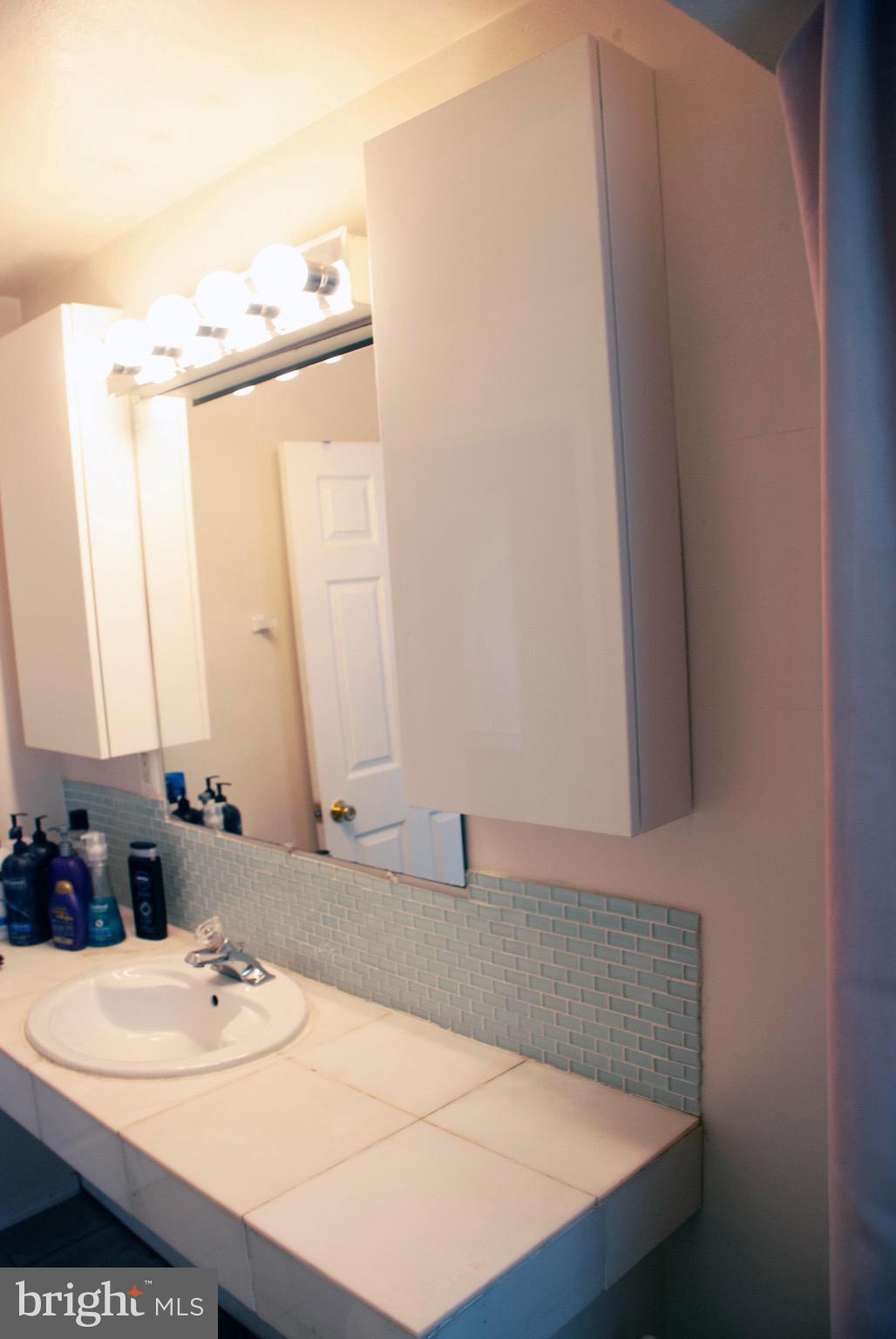 1656 Pennington Road Ewing, NJ 08618 - Photo 9 of 13