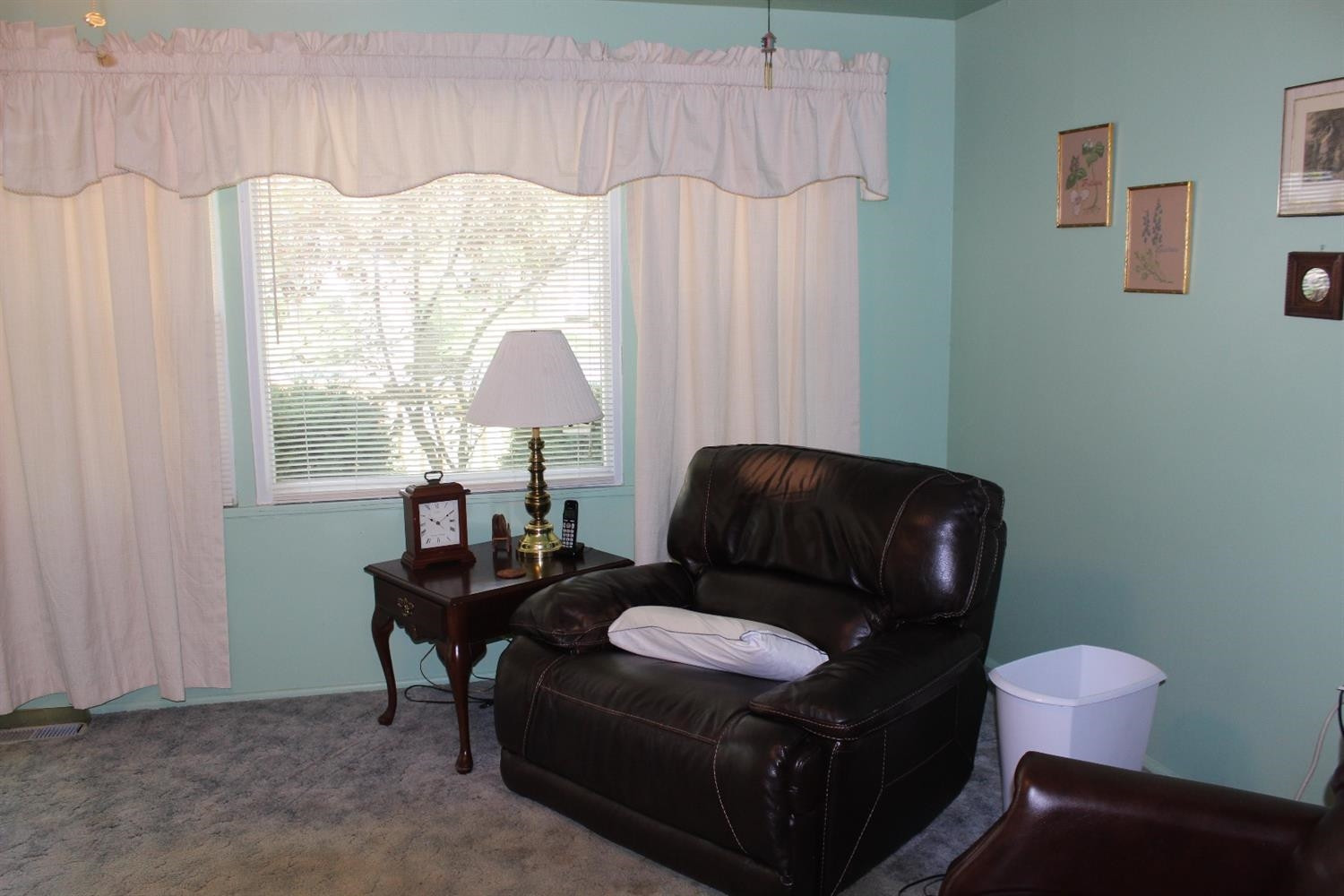 735-1 Juniper Road Valparaiso, IN 46385 - Photo 5 of 10 a living room with furniture and a window