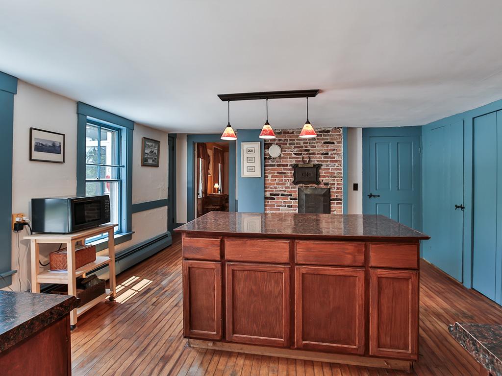 172 Federal Hill Road Milford, NH 03055 - Photo 22 of 36