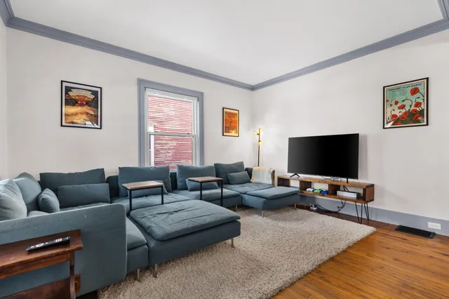 $2,100 | 48 Fuller Avenue Northeast, Grand Rapids, MI 49503