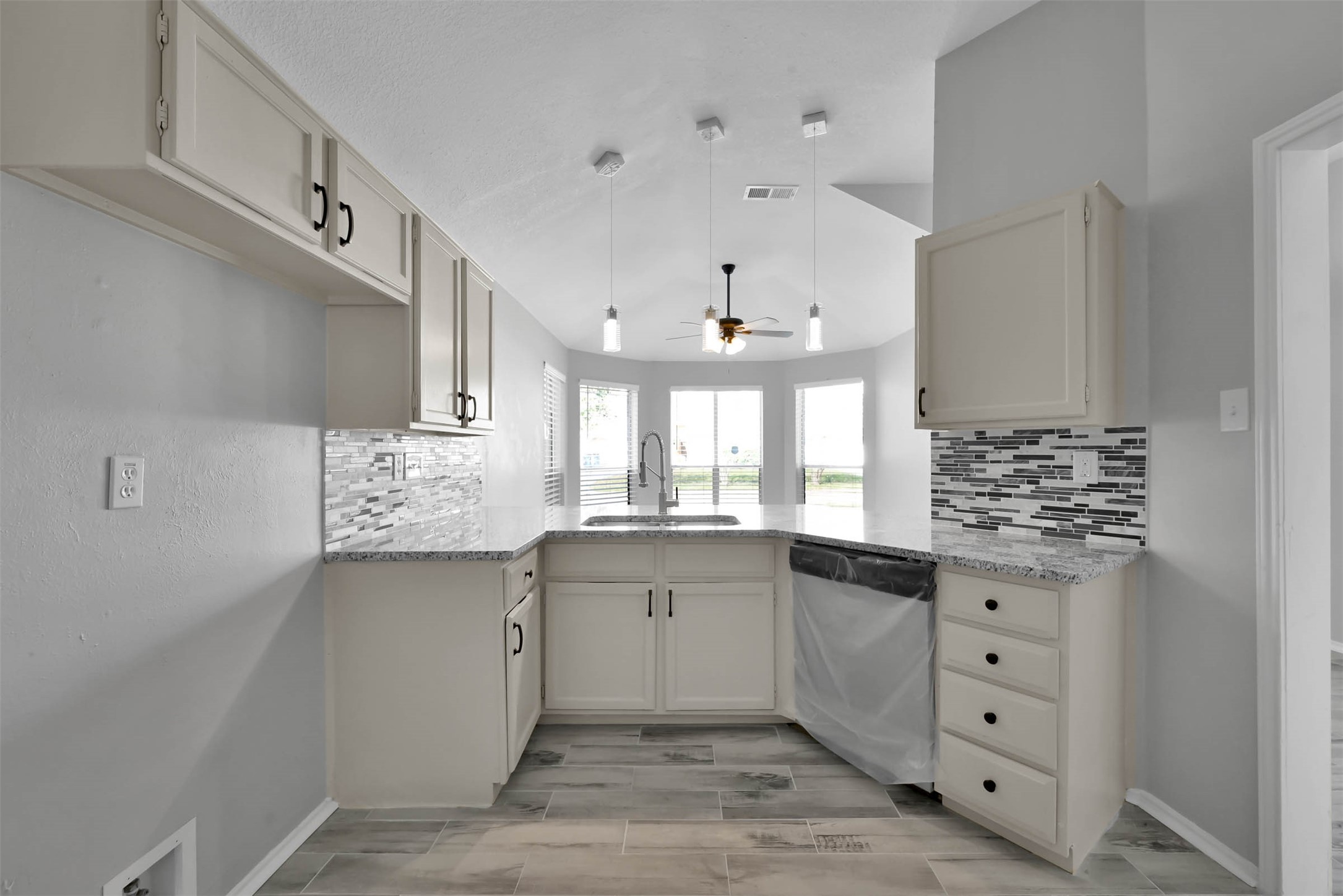 2306 Piddler Drive Spring, TX 77373 - Photo 12 of 38