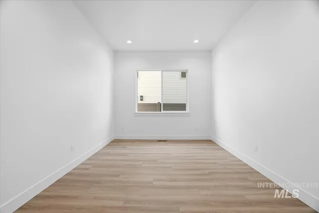 $760,990 | 2230 North Kenora Avenue, Star, ID 83669