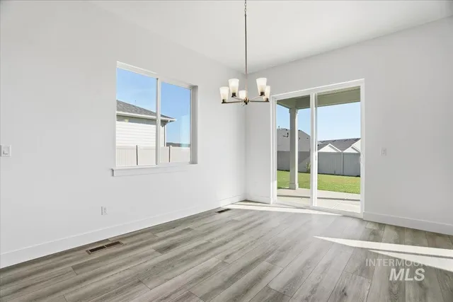 $760,990 | 2230 North Kenora Avenue, Star, ID 83669