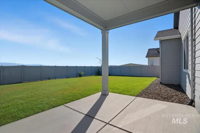 $760,990 | 2230 North Kenora Avenue, Star, ID 83669