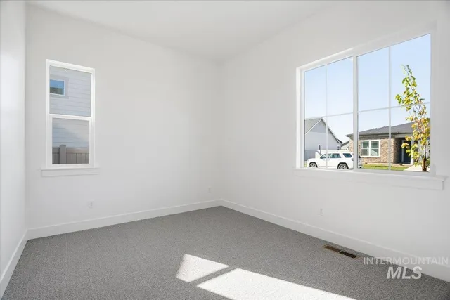 $760,990 | 2230 North Kenora Avenue, Star, ID 83669