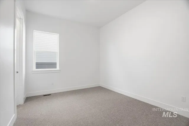 $760,990 | 2230 North Kenora Avenue, Star, ID 83669