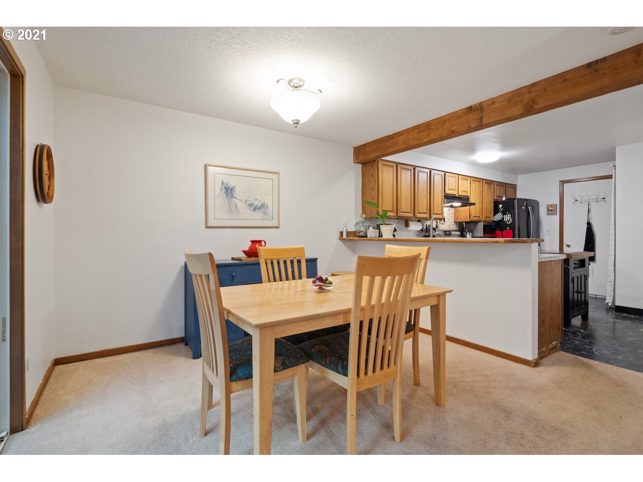 7820 Southwest Raintree Drive Beaverton, OR 97008 - Photo 3 of 32 Gallery Image 3