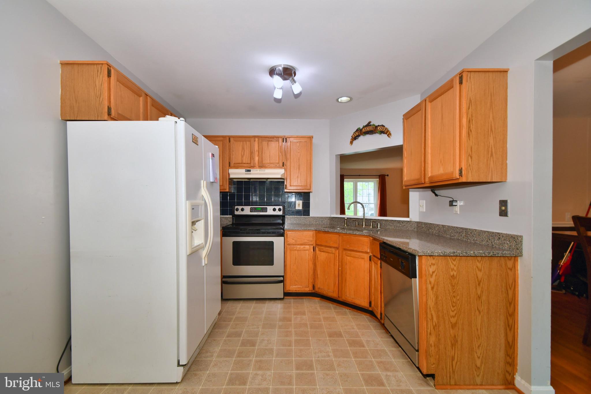 210 Gentlebrook Road Owings Mills, MD 21117 - Photo 15 of 40 Spacious Kitchen