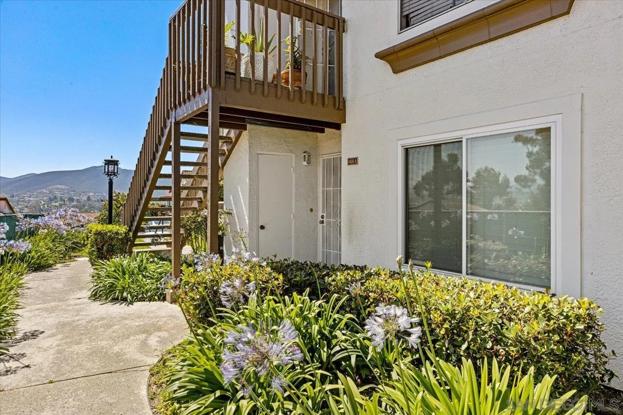 868 South Rancho Santa Fe Road, Unit A San Marcos, CA 92078 - Photo 5 of 24