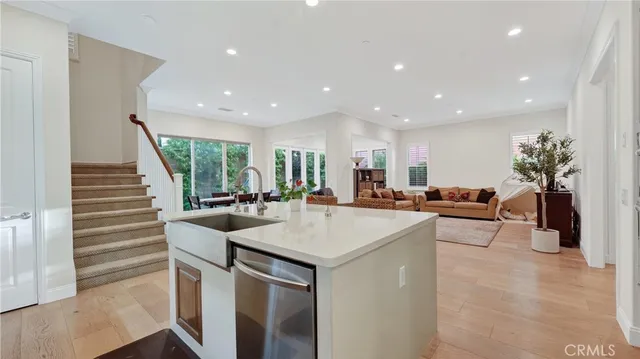 $2,025,000 | 72 Honeyflower, Irvine, CA 92620