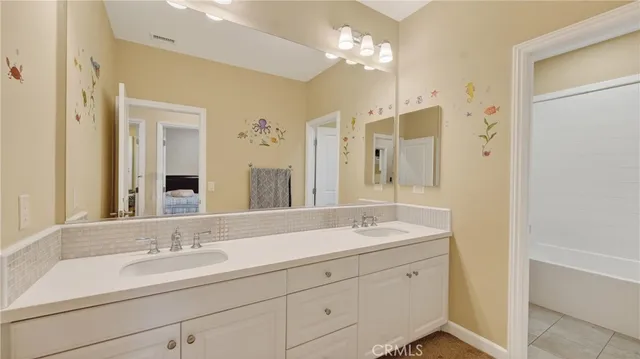 $2,025,000 | 72 Honeyflower, Irvine, CA 92620