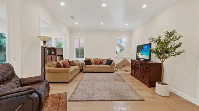 $2,025,000 | 72 Honeyflower, Irvine, CA 92620