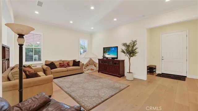 $2,025,000 | 72 Honeyflower, Irvine, CA 92620