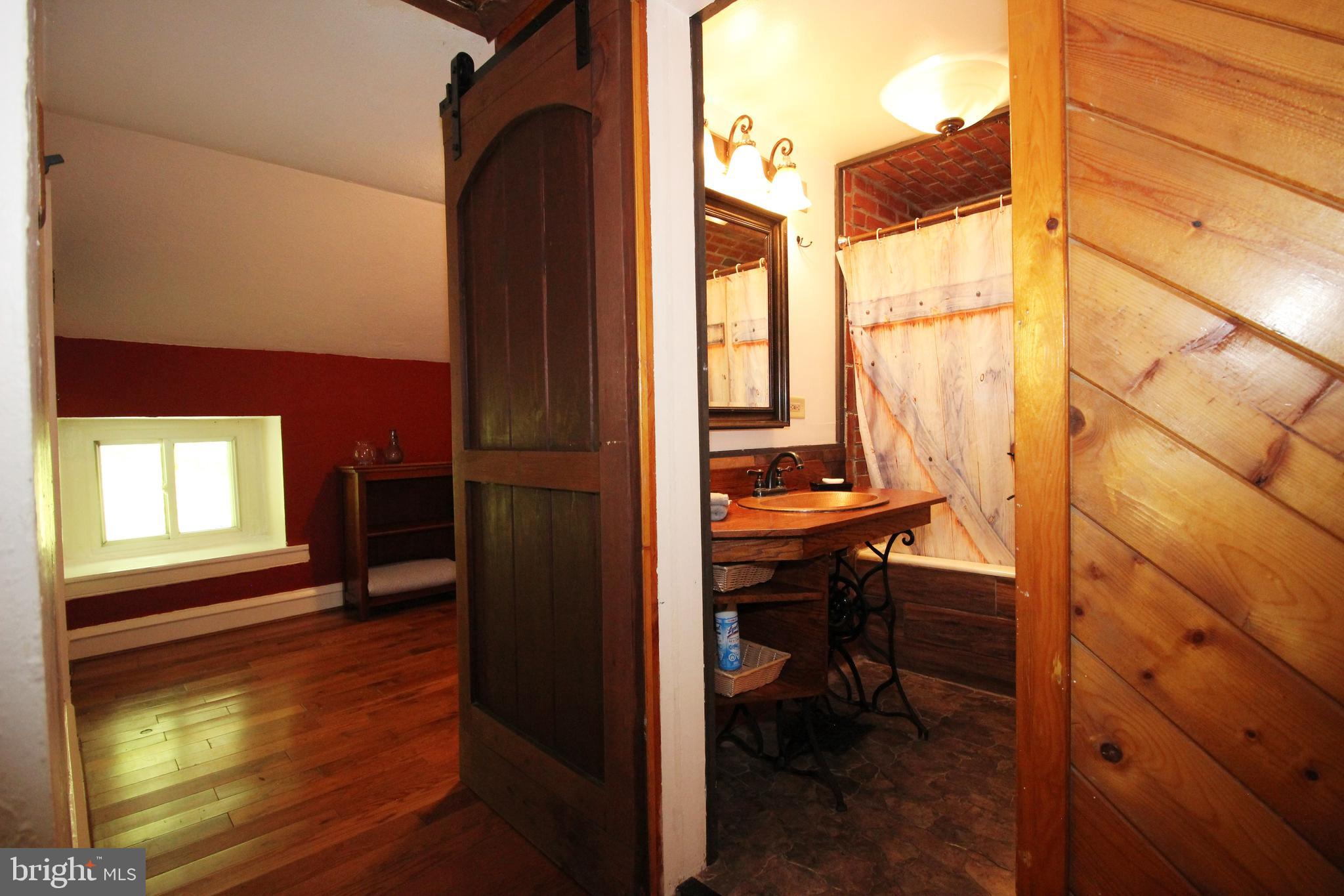 2 Red Hill Road Aston, PA 19014 - Photo 13 of 21 Full Bath