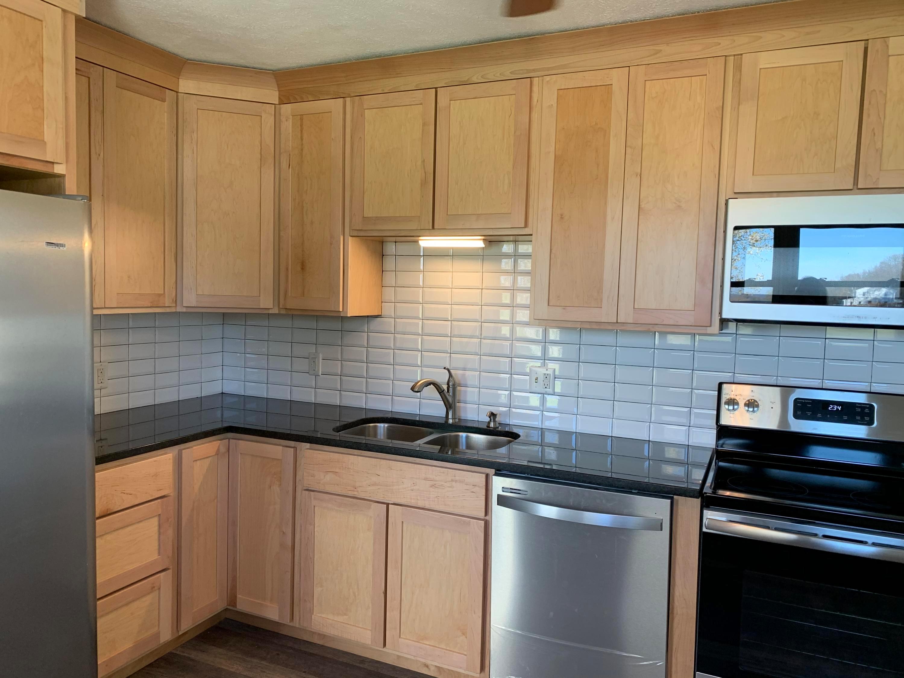 7521 Ridge Road Fredericktown, OH 43019 - Photo 5 of 28 Gallery Image 5