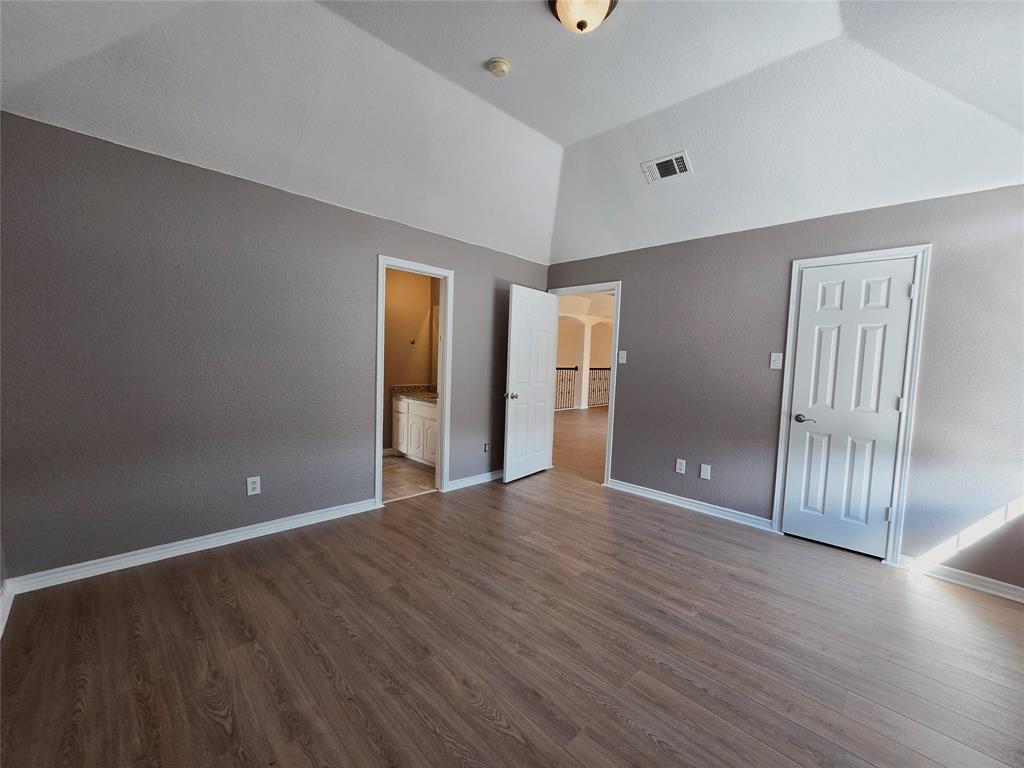 5207 West Cove Way Grand Prairie, TX 75052 - Photo 20 of 28