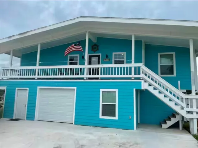$900,000 | 132 Port St Claire, Aransas Pass, TX 78336