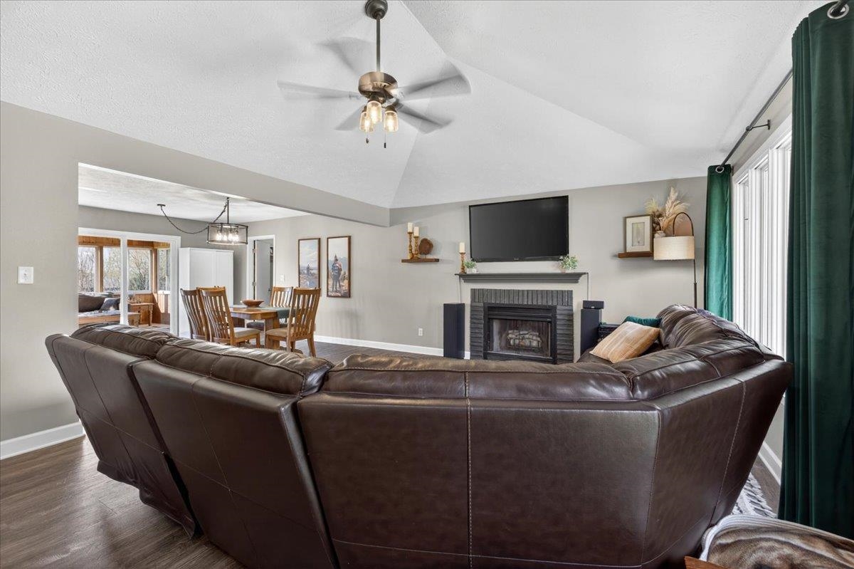6137 Upper Ridge Way Roscoe, IL 61073 - Photo 10 of 48