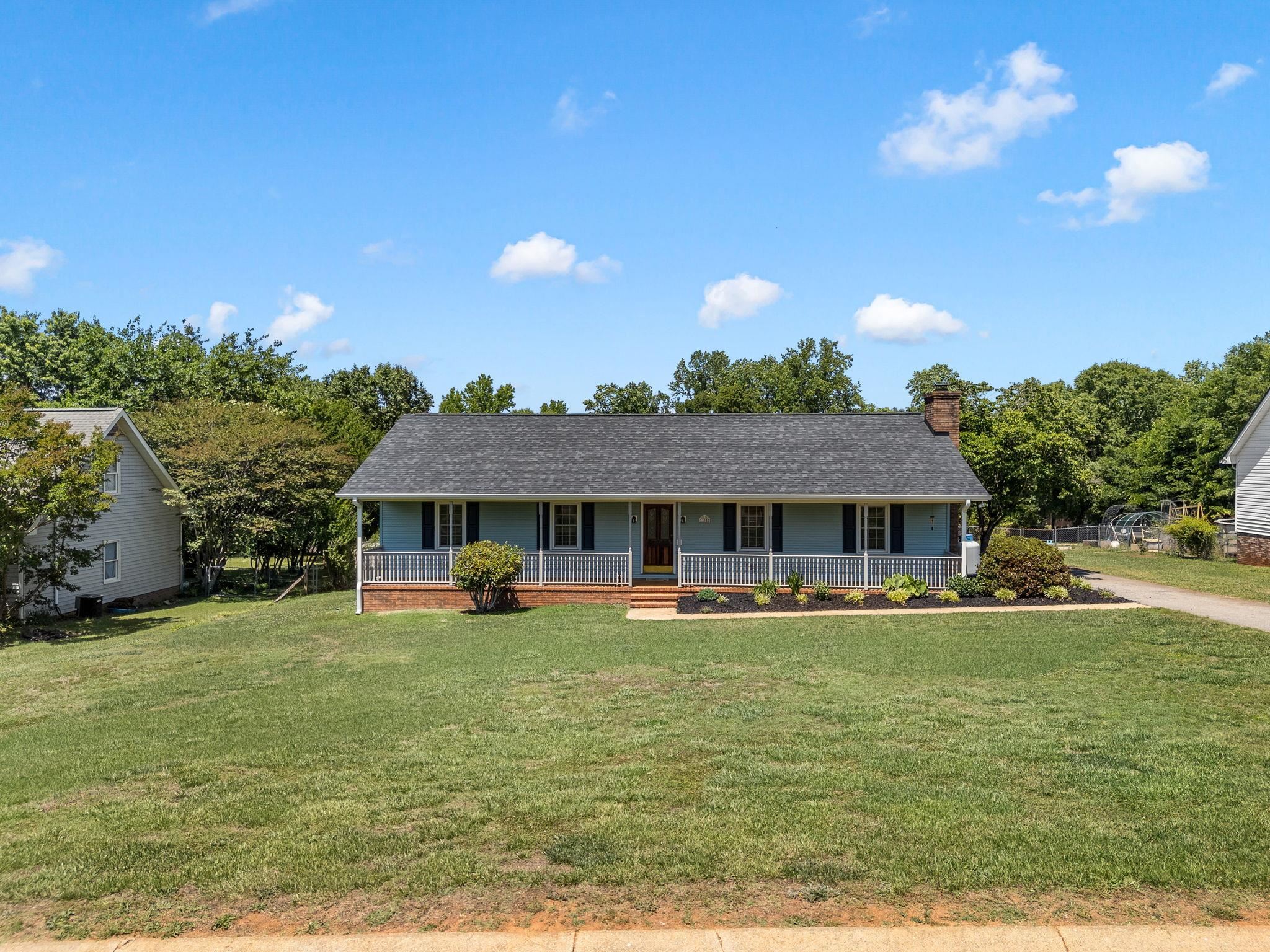 138 Parris Ridge Drive Boiling Springs, SC 29316 - Photo 1 of 37