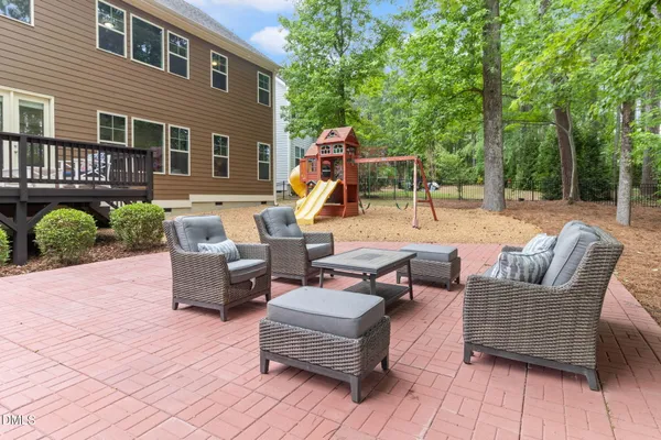 $1,180,000 | 1325 Magnolia Bend Loop, Cary, NC 27519