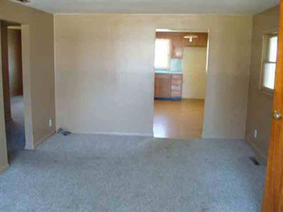 8272 Neff Road Mount Morris, MI 48458 - Photo 5 of 8 20117287-4.JPG