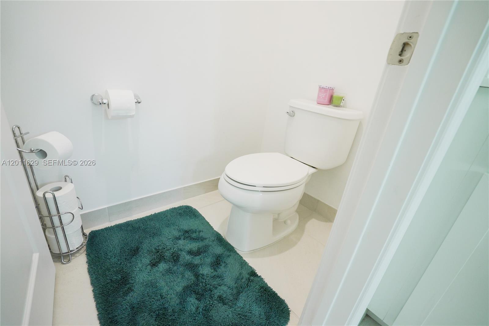 10111 Akenside Drive Boca Raton, FL 33428 - Photo 15 of 27