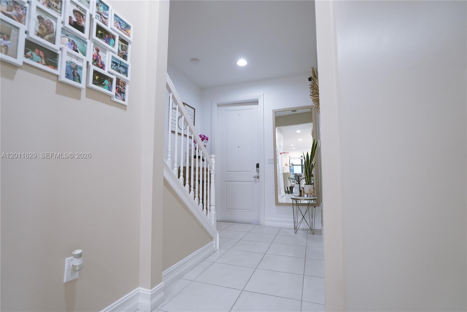 10111 Akenside Drive Boca Raton, FL 33428 - Photo 9 of 27
