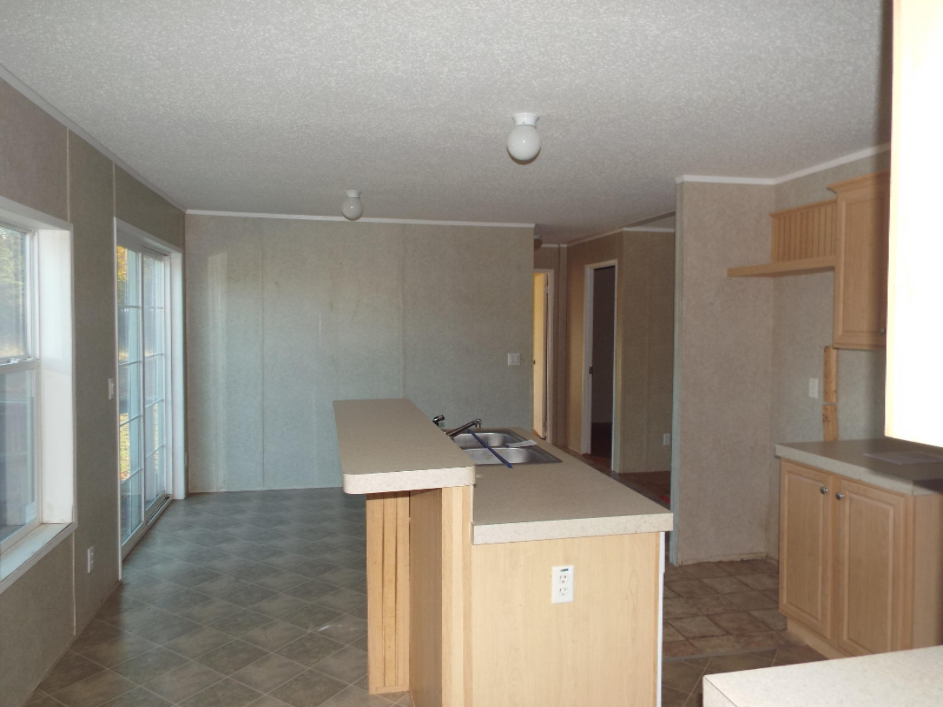 1013 East Madison Road Hart, MI 49420 - Photo 4 of 9 Dining area-Kitchen Bar