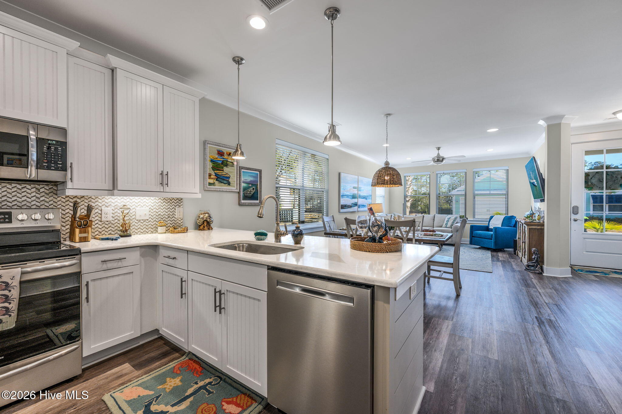 2085 Manor Parc Drive Calabash, NC 28467 - Photo 10 of 42 61-web-or-mls-53 kitchen