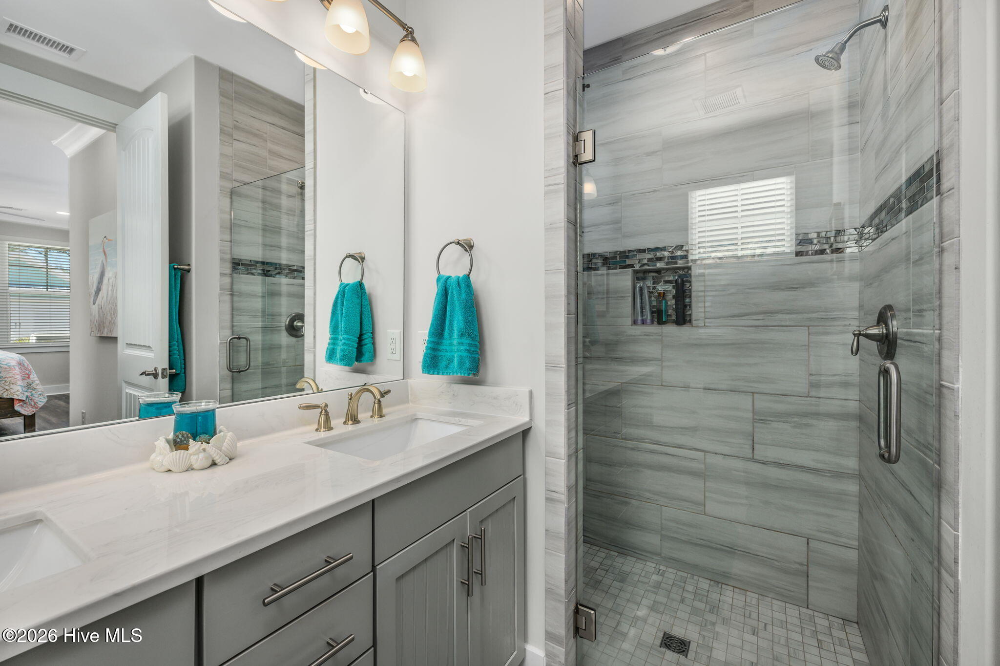 2085 Manor Parc Drive Calabash, NC 28467 - Photo 15 of 42 66-web-or-mls-58 1st floor bathroom