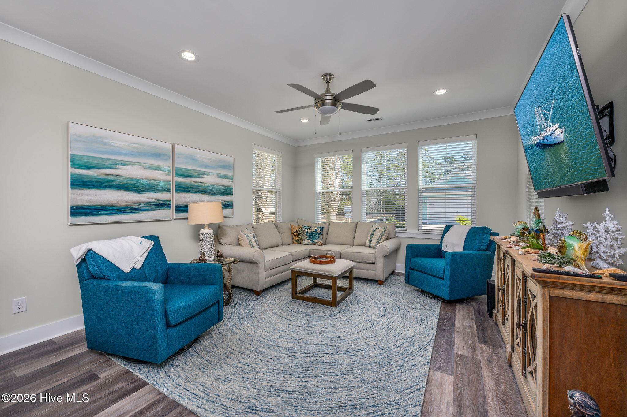 2085 Manor Parc Drive Calabash, NC 28467 - Photo 4 of 42 54-web-or-mls-46 family room