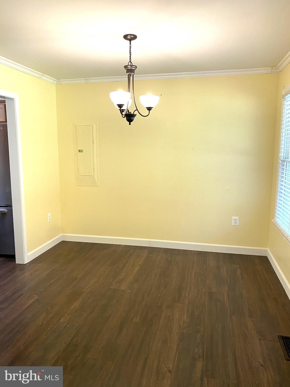 12112 Monterey Road Ruther Glen, VA 22546 - Photo 11 of 29 Gallery Image 11
