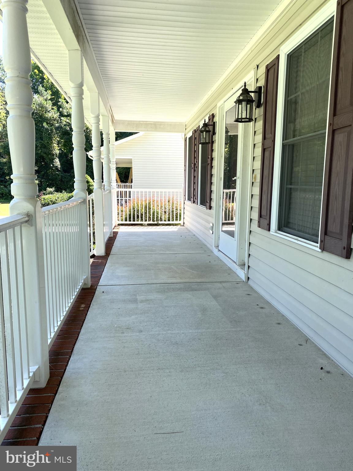 12112 Monterey Road Ruther Glen, VA 22546 - Photo 3 of 29 Gallery Image 3
