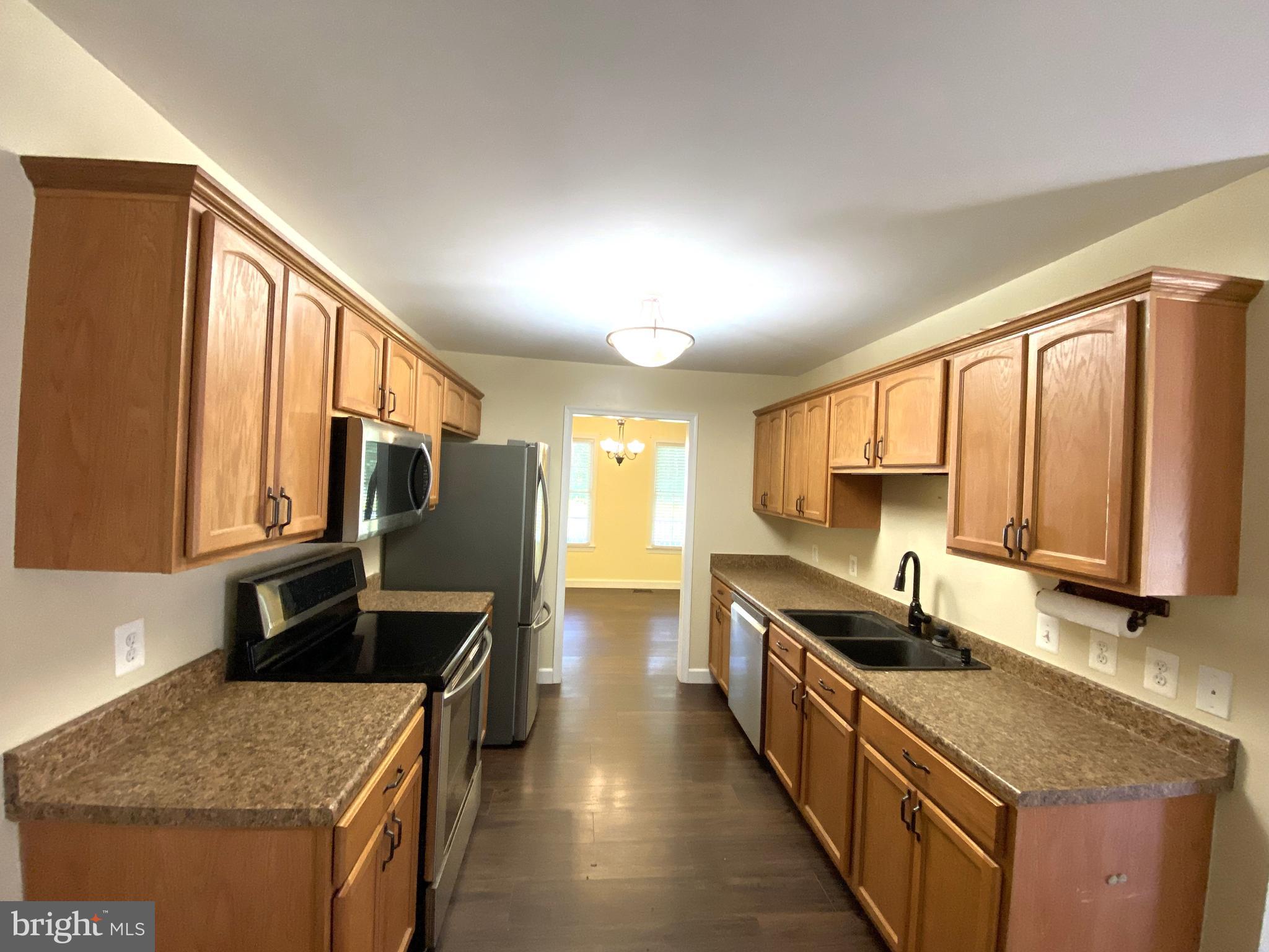 12112 Monterey Road Ruther Glen, VA 22546 - Photo 6 of 29 Gallery Image 6
