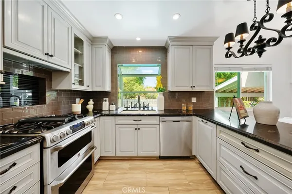 $1,980,000 | 651 North Sunnyslope Avenue, Pasadena, CA 91107