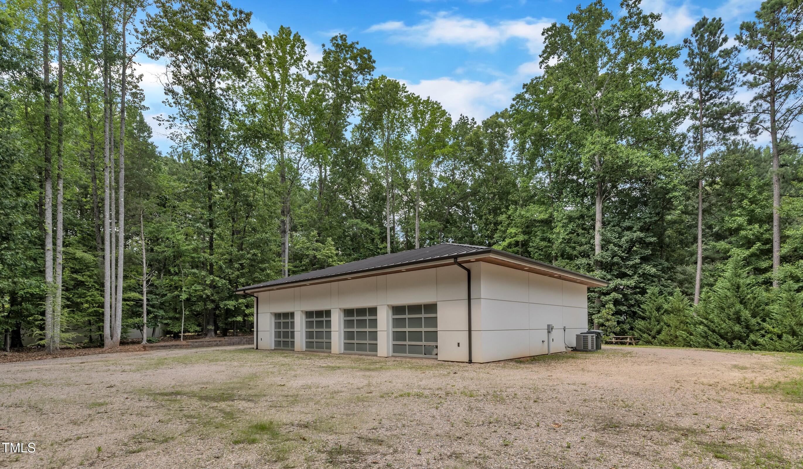 8510 Dunlee Falls Road Raleigh, NC 27613 - Photo 28 of 38 33-8510 Dunlee Falls Rd_Garage2