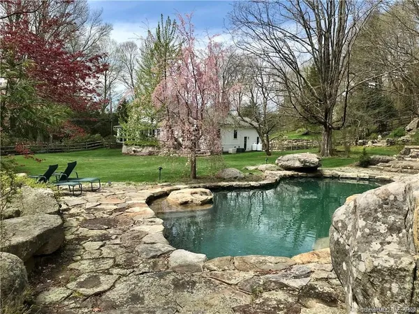 $7,500 | 118 Long Ridge Road, Danbury, CT 06810