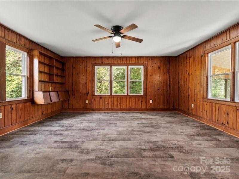 37 Lynn Avenue Cheraw, SC 29520 - Photo 21 of 30 wooden floor in an empty room with a window