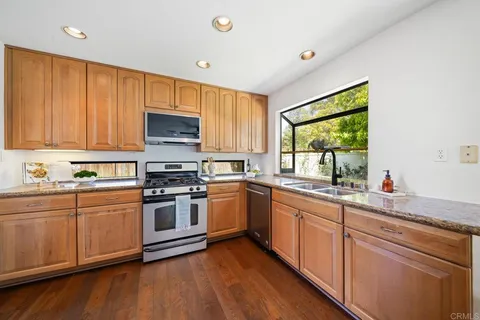 $970,000 | 1215 Calle Ultimo, Oceanside, CA 92056